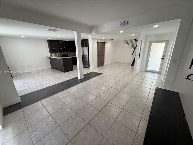 Building Photo - 8660 SW 161st Ave