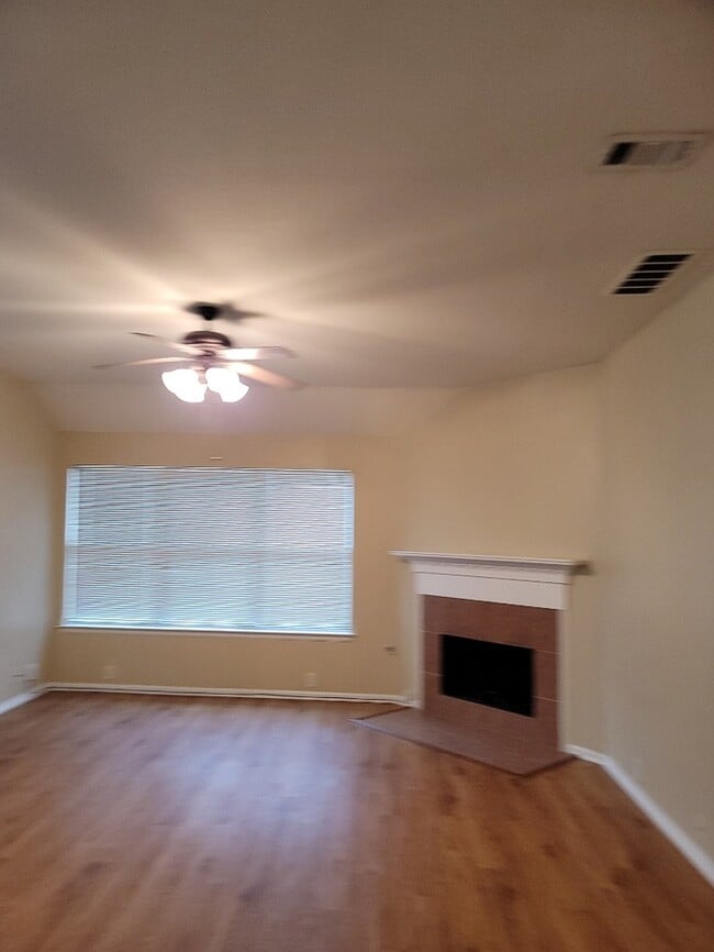 Foto del edificio - MANSFIELD ISD- ARLINGTON 3/2/2 IN LA FRONTERA