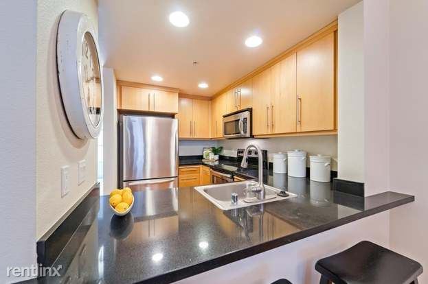 Building Photo - 1 br, 1 bath Condo - 1 E Julian St Unit 210