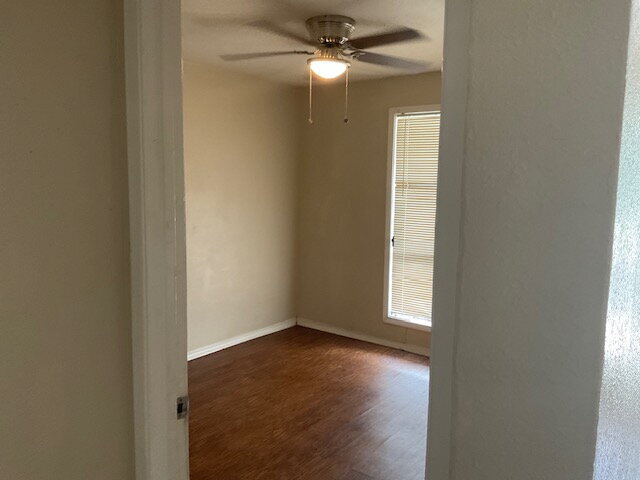 Foto del edificio - 806 McCauley Blvd