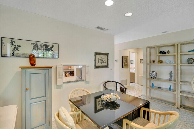Building Photo - 724 Nantucket Cir