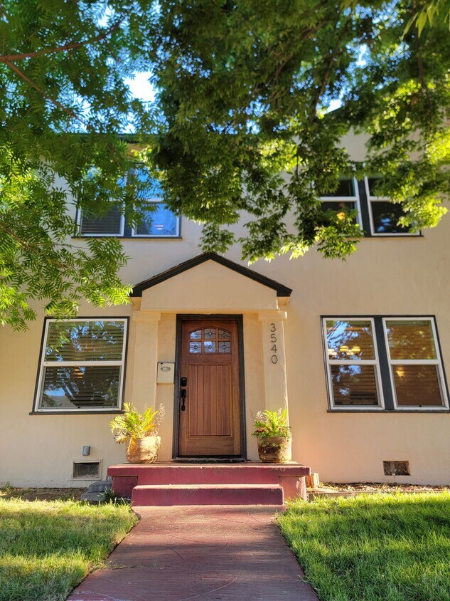 Photo - 3540 M St (Sacramento, CA)