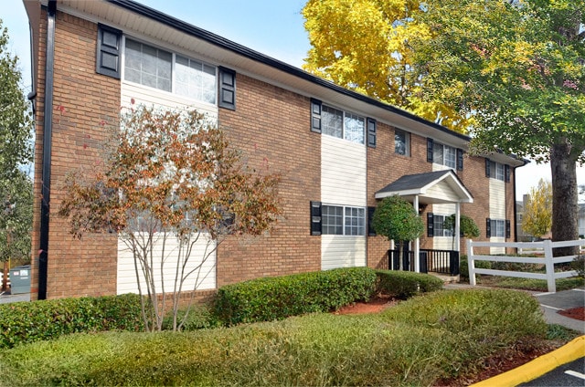 Foto del edificio - Mitchell`s Park Apartments