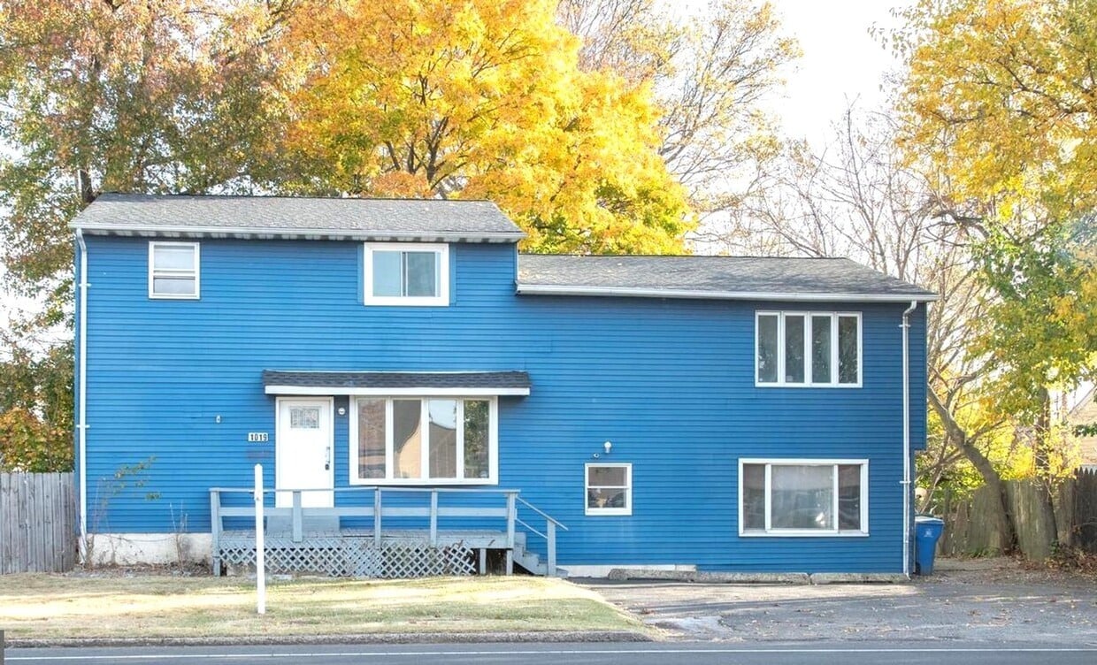 Spacious 6 bedroom - **1 MONTH FREE RENT** - Spacious 6 bedroom - **1 MONTH FREE RENT**