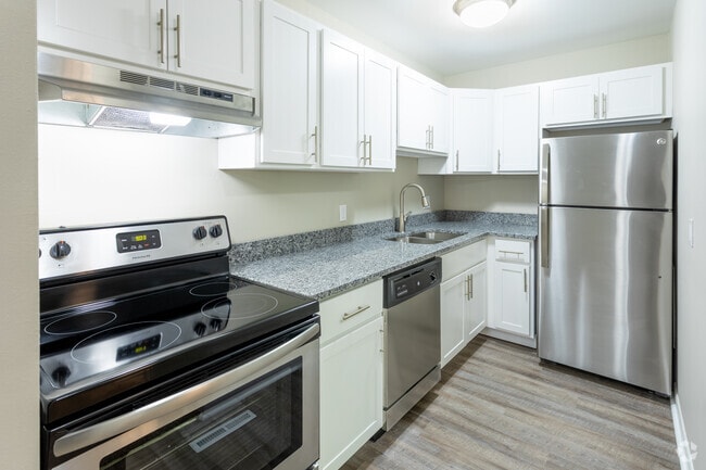 1 BR, 1 BA - The Medium - Charlton Apartments