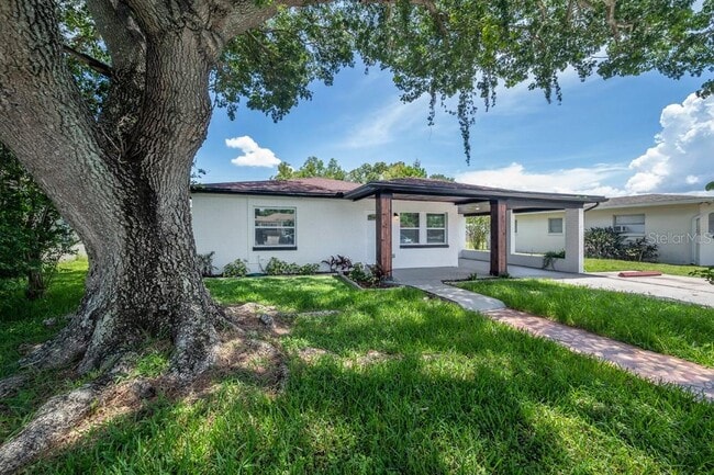 Building Photo - 3112 W Cypress St