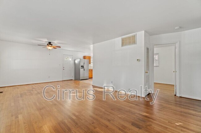 Building Photo - 711 New Bern Ave