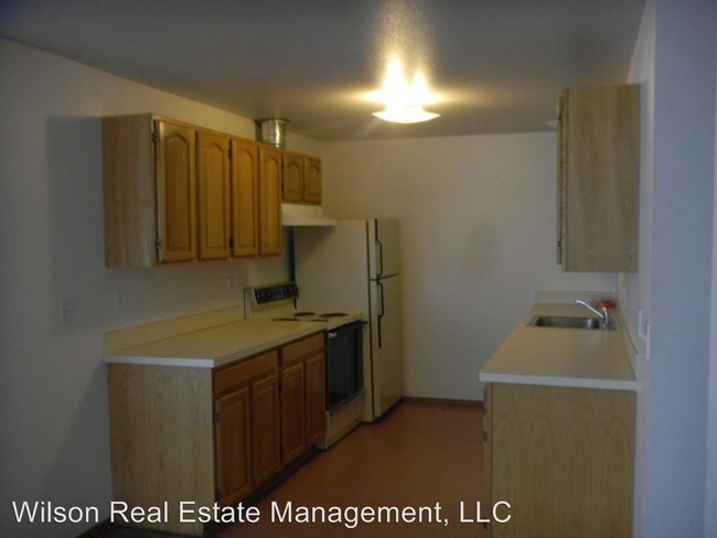 Building Photo - 2 br, 1 bath Apartment - 1509 W Logan Avenue