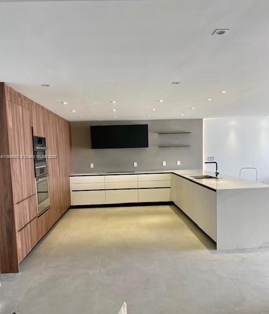 Foto del edificio - 2 Grove Isle Dr