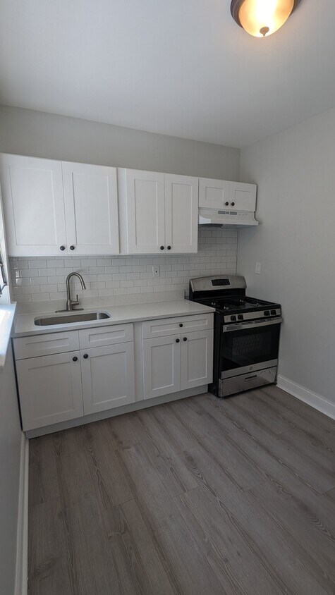 Foto principal - 601 E 60th St