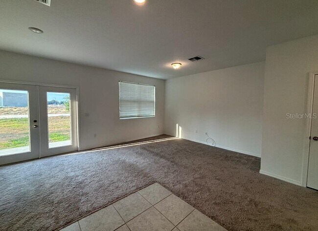 Building Photo - 521 Madison Dr