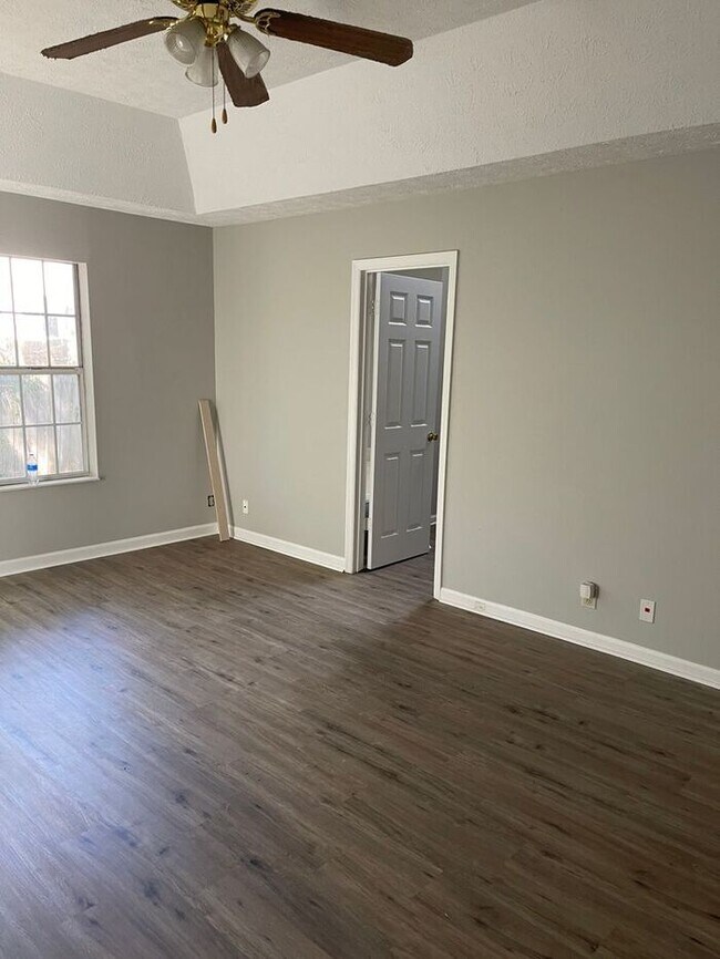 Foto del edificio - Newly Remodeled Home near Priest Lake