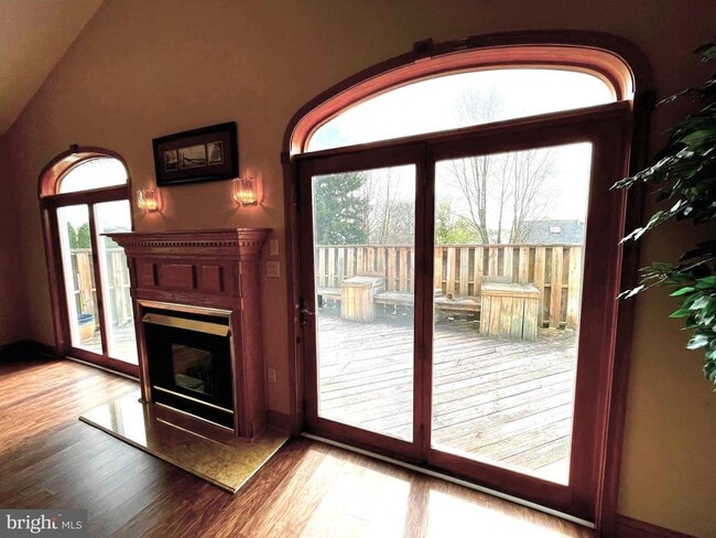 Foto del edificio - 712 E Macdade Blvd