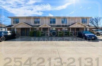Building Photo - 3700 Ys Pak Ct