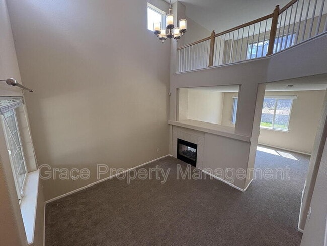 Photo - 910 Humboldt Way House