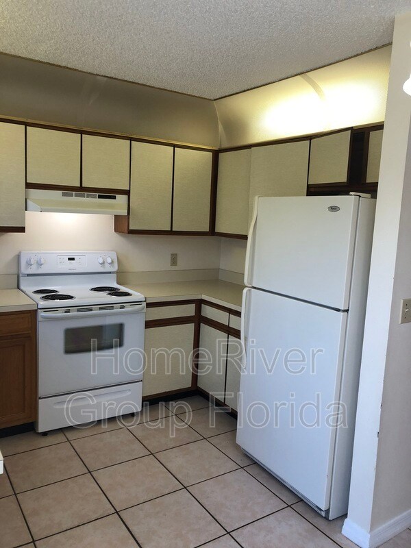 Building Photo - 2163 SE Lennard Rd