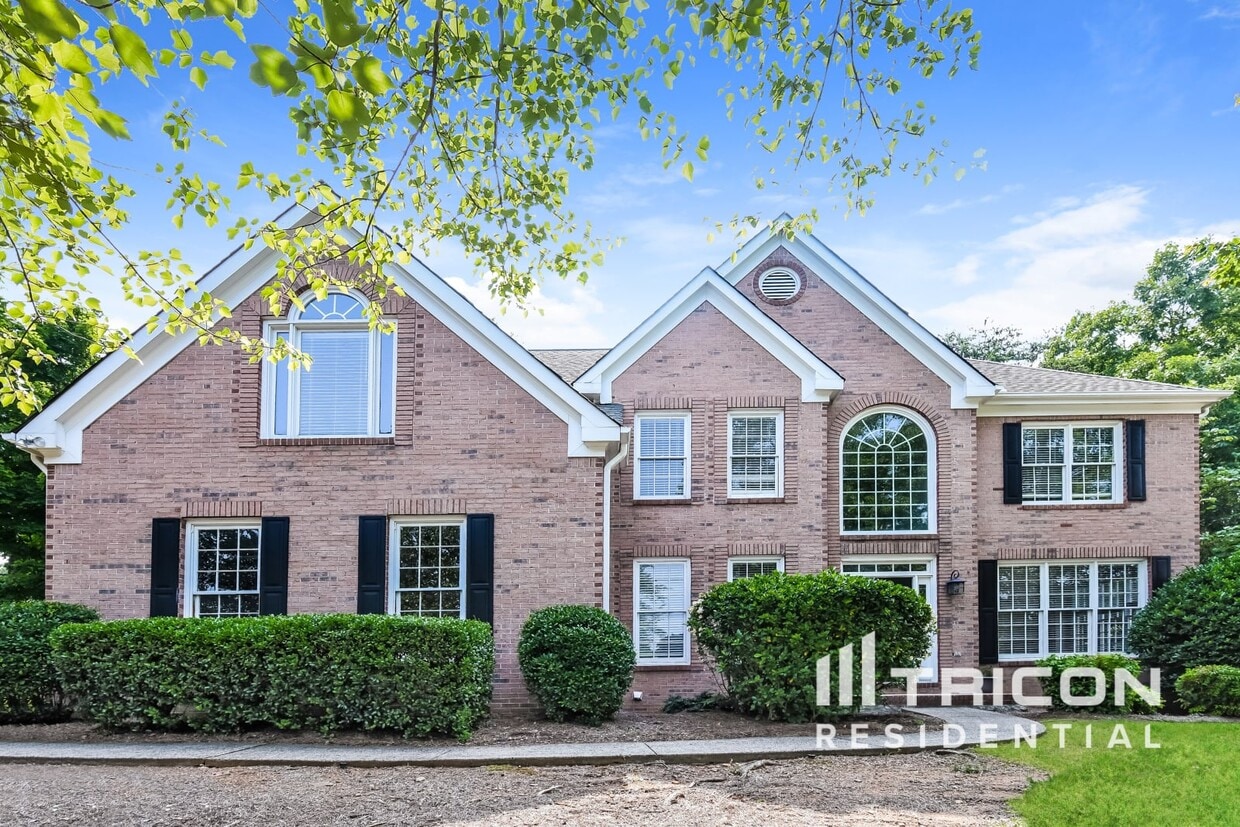 Primary Photo - 5005 Wiltshire Ln