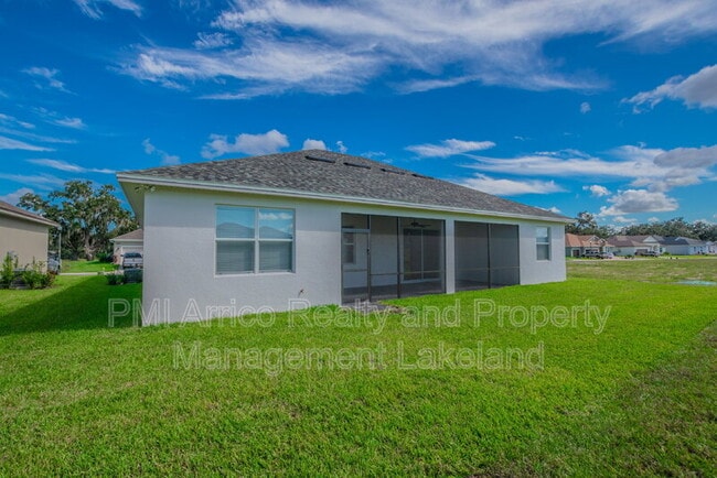 Building Photo - 3165 Pearly Dr