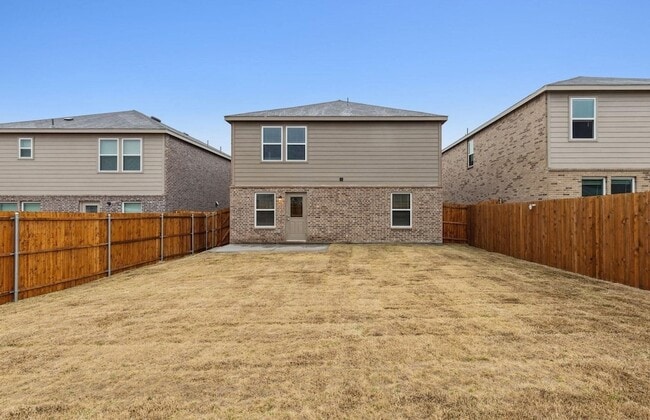 Foto del edificio - 820 Lake Fletcher Rd