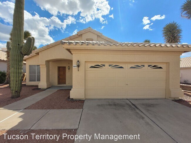 Building Photo - 3 br, 2 bath House - 10040 E. English Wood...
