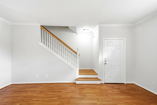 Foto del edificio - 2409-2409 North Blvd
