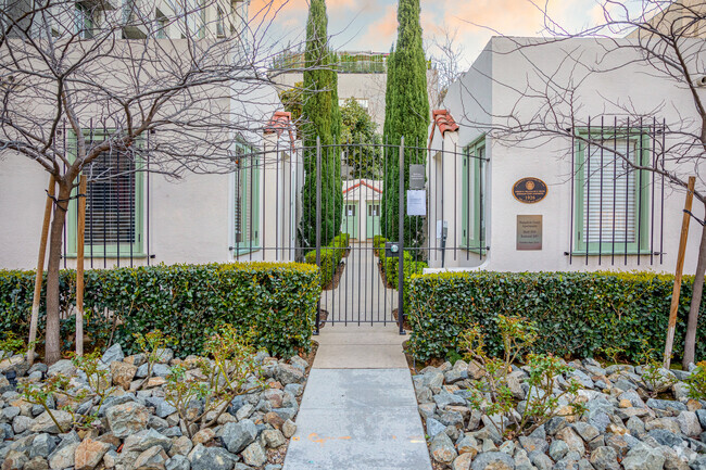 Entrance - The Bungalows