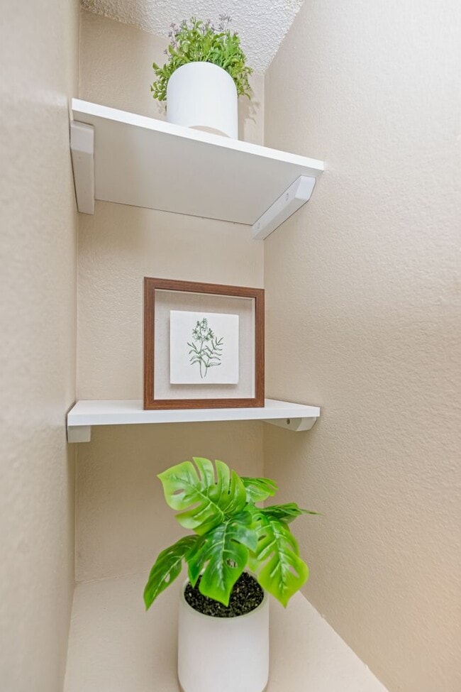 Building Photo - Charming Furnished Condo in Taku/Campbell - Everything You Need in One Place!