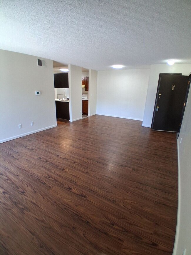 Foto del edificio - SW 1 bedroom 1 bath apartment for rent