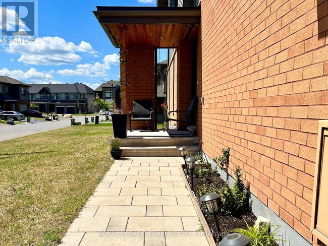 Building Photo - 891 Chipping Cir
