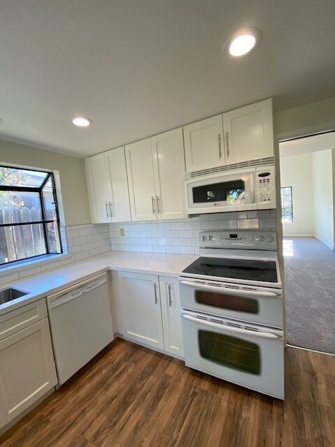 Foto principal - 5309 Paso Del Rio Way