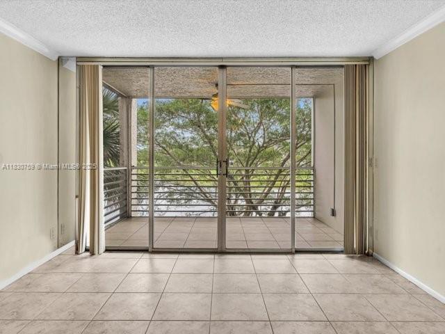 Building Photo - 9311 Orange Grove Dr