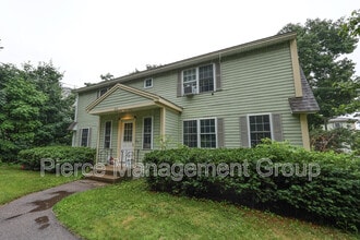 Building Photo - 845 Mammoth Rd