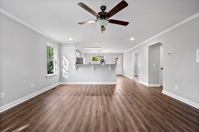 Building Photo - 222 Pitts Ave