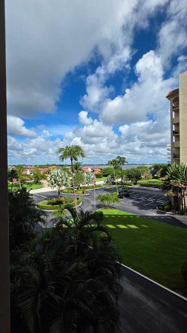 Building Photo - 3475 S Ocean Blvd