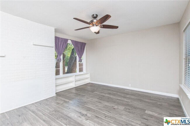 Foto del edificio - 503 E 12th Ave
