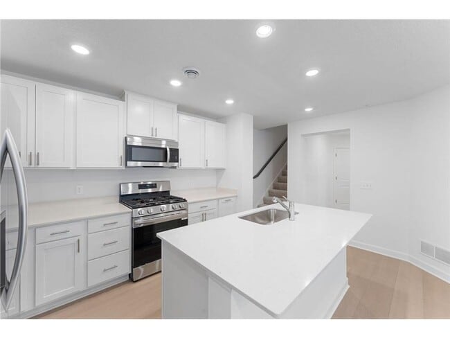 Foto del edificio - Brand New, New Construction! 3 Bed/2.5 Bath Townhouse- Available Now!