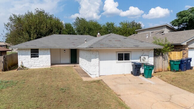 Building Photo - 4 Bedroom Rent to Own Home Available!
