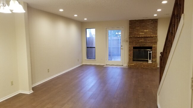 Foto del edificio - 408-B S Fannin St