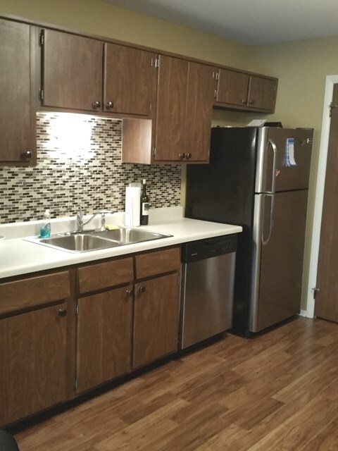 Foto del edificio - 1152 Northbury Ln