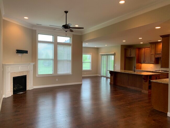 Building Photo - 1703 Bromley Cir