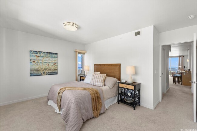 Foto del edificio - 421 Olohana St