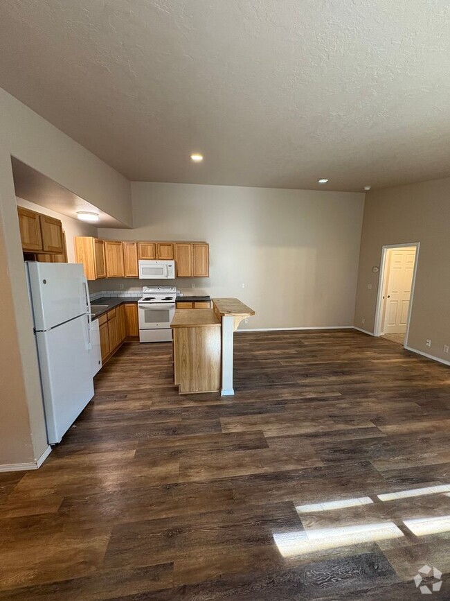 Building Photo - 16698 Shaw Pine Ct