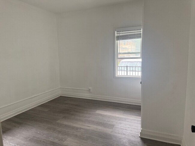 Foto del edificio - 3749 5th Ave S