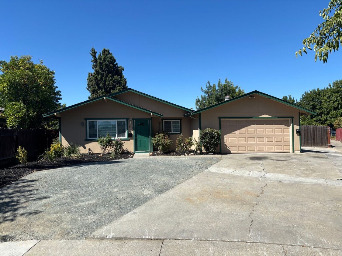Foto principal - Terrific Brentwood location at the end of ...