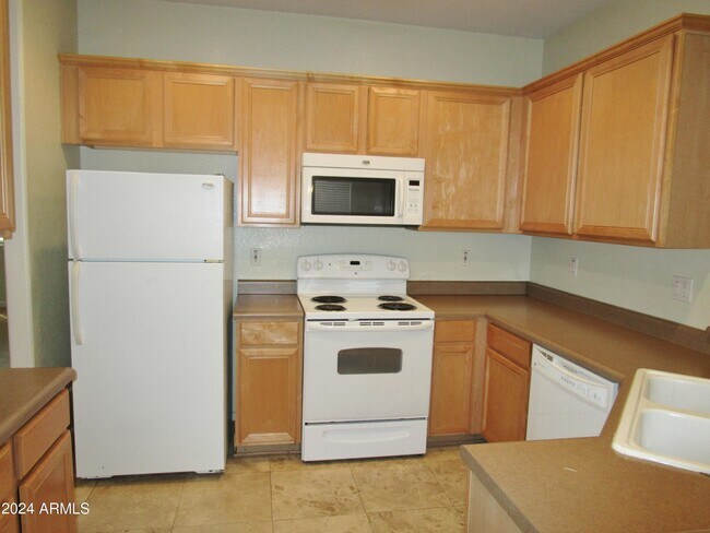 Building Photo - 12618 W Redondo Dr
