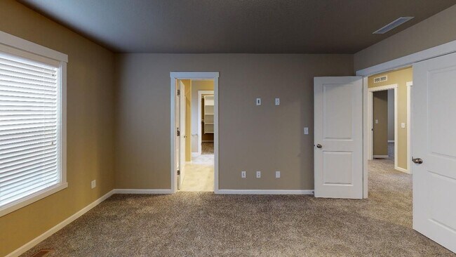 Foto del edificio - Beautiful single family home in quiet Vancouver neighborhood