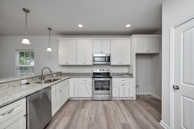 Building Photo - 3053 Danwood Dr