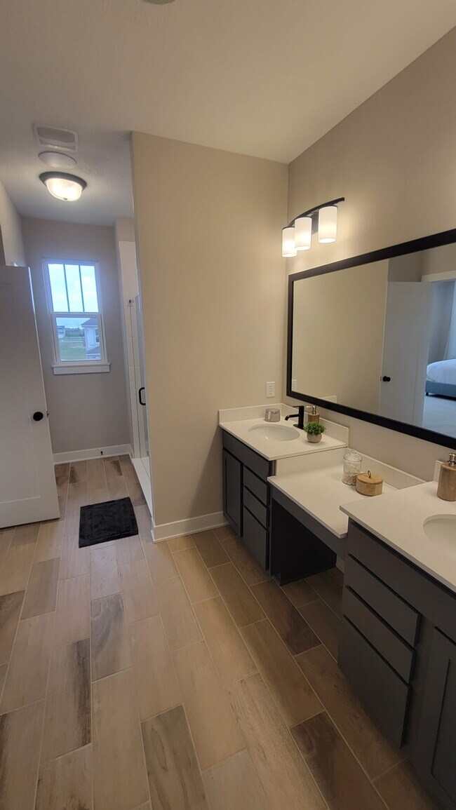 Foto del edificio - 5763 County Road W 750 N