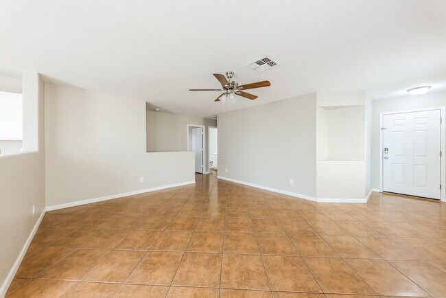 Foto del edificio - 3213 S 63rd Ln