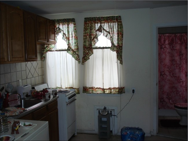 Foto del edificio - 939 Jefferson Ave